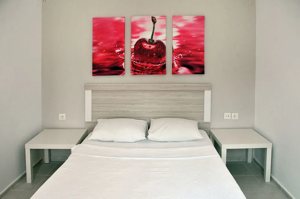 Club Cherry Hotel & Family Suites Turgutreis