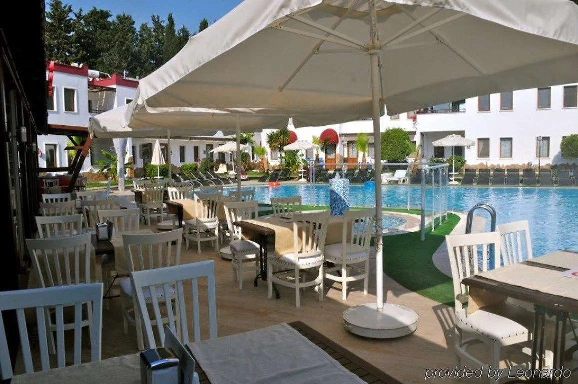 **  Club Cherry Hotel & Family Suites Turgutreis Turquie