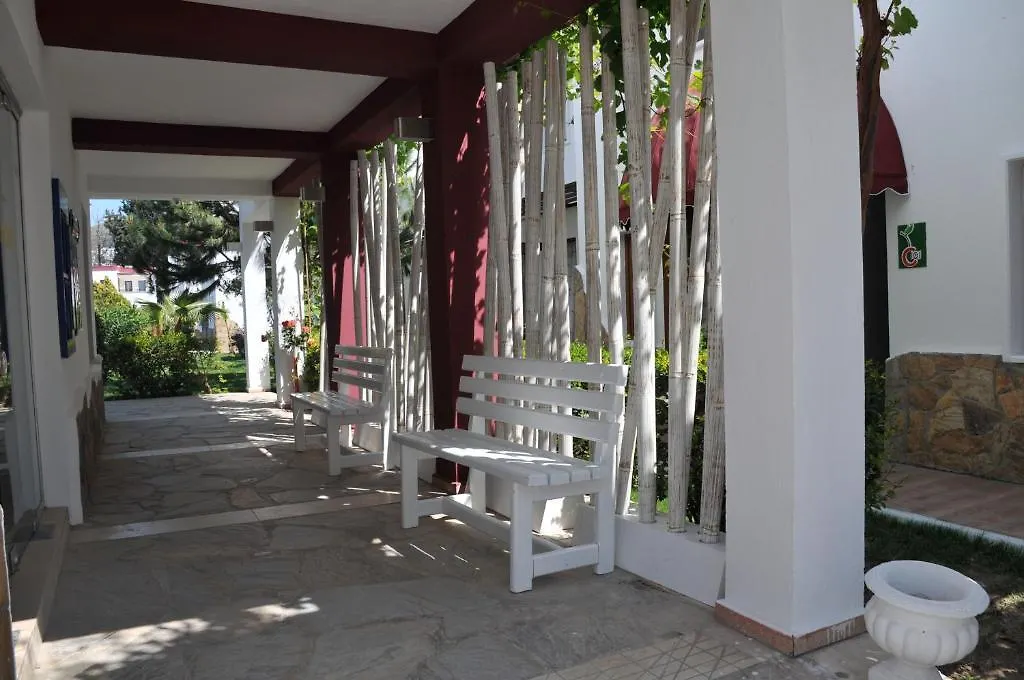 Club Cherry Hotel & Family Suites Turgutreis