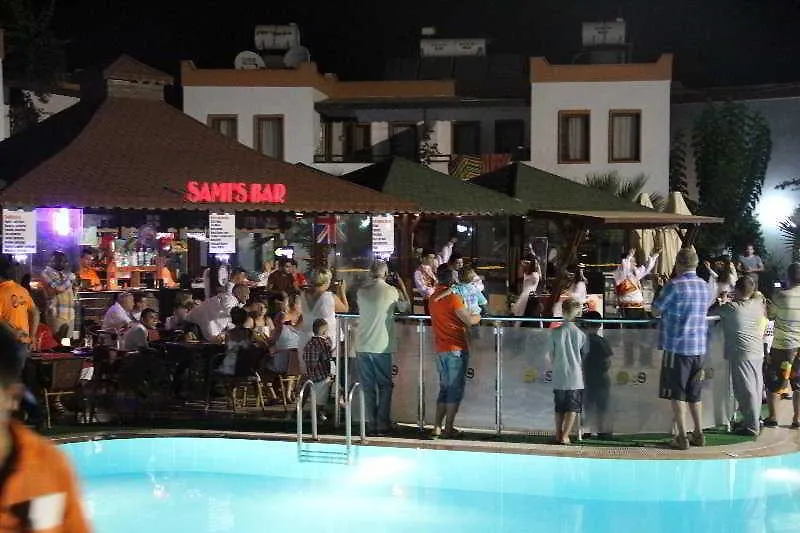 Club Cherry Hotel & Family Suites Turgutreis 2*,  Turquie