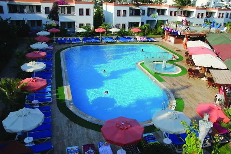 **  Club Cherry Hotel & Family Suites Turgutreis Turquie