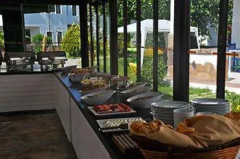 Club Cherry Hotel & Family Suites Turgutreis